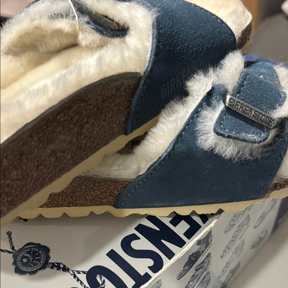 Birkenstock Navy and Cream Shearling Sandals size 35 US L4 narrow fit NWT - Picture 8 of 12